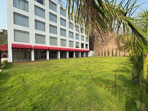 Exterior - Cullinan Hotel & Restaurant (Bilaspur)
