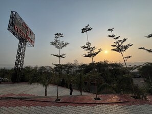 Exterior - Cullinan Hotel & Restaurant (Bilaspur)