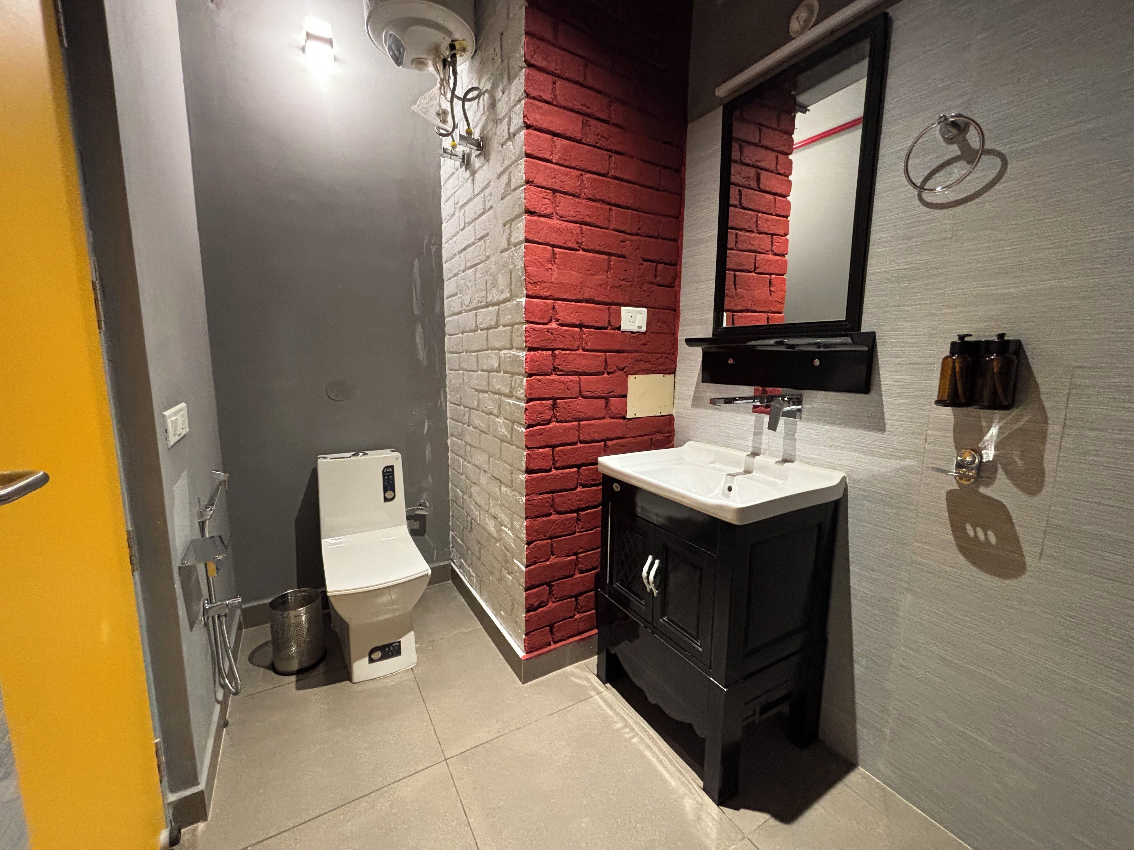 Basic Double Room | Bathroom | Shower, free toiletries, towels, soap