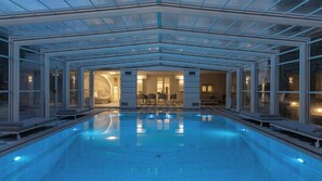 Indoor pool, outdoor pool - THE WHITE PEARL (Empoli)