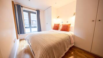 2 sovrum, strykjärn/strykbräda, gratis wi-fi och sängkläder