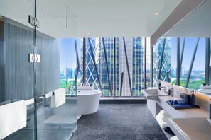 Chambre Double Premium, vue ville | Salle de bain
