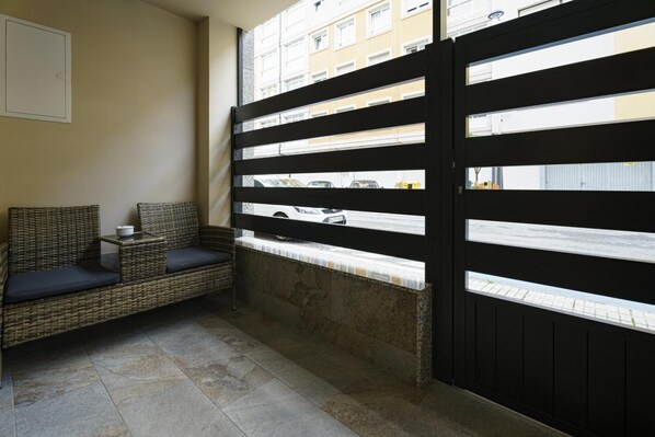 Property grounds - Sophie Apartments 'Loft' with private terrace and Wi-Fi (Burela de Cabo)