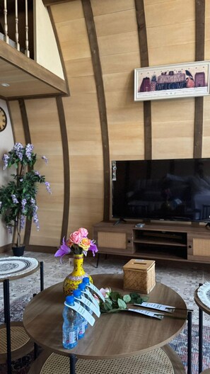 Junior Villa | Living area - Makamaya (Al Baha)