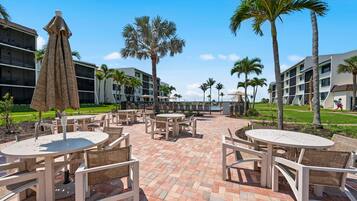 Grill-/Picknickplatz