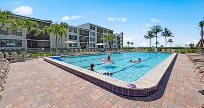 Loggerhead Cay 472 - Beach Front Pet-friendly