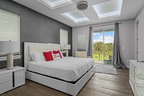 6 habitaciones, escritorio y tabla de planchar con plancha 