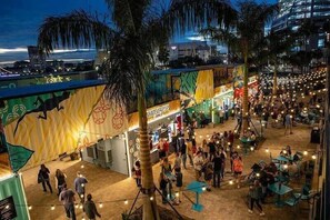 Unclassified image, 5 of 63, button