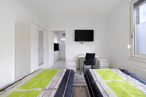 1 bedroom, WiFi, bed sheets