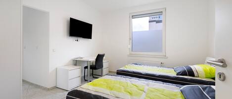 1 bedroom, WiFi, bed sheets