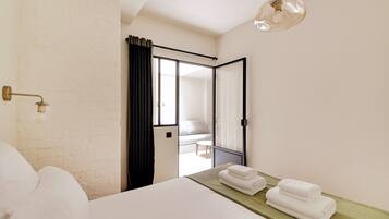 2 slaapkamers, een strijkplank/strijkijzer, reisbedje, wifi