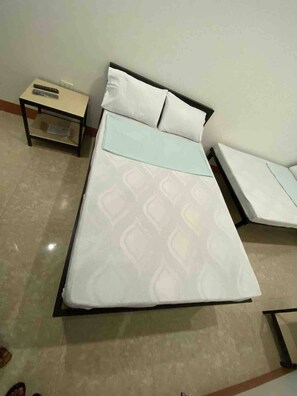 Apartment, 3 Bedrooms, Smoking, Terrace