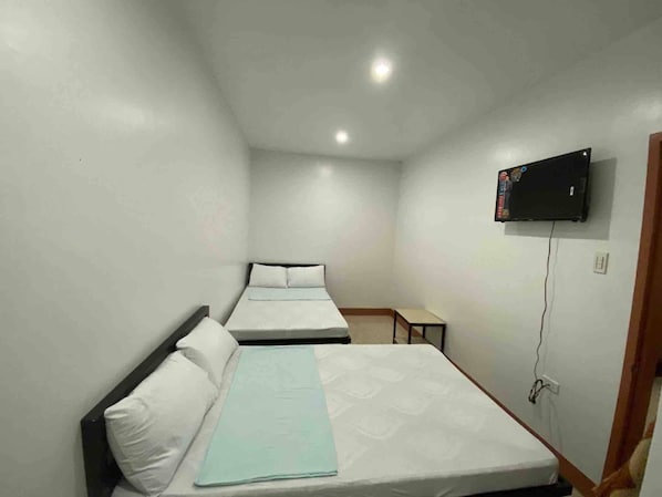 Departamento, 3 habitaciones, para fumadores, Terraza | Servicios de la habitación