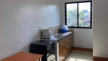 Apartment, 3 Bedrooms, Smoking, Terrace | Living room