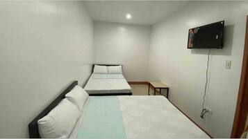 Apartment, 3 Bedrooms, Smoking, Terrace | 3 bedrooms