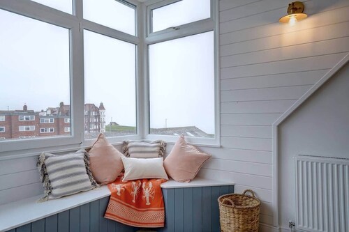 Amazing coastal house, with beautiful sea views