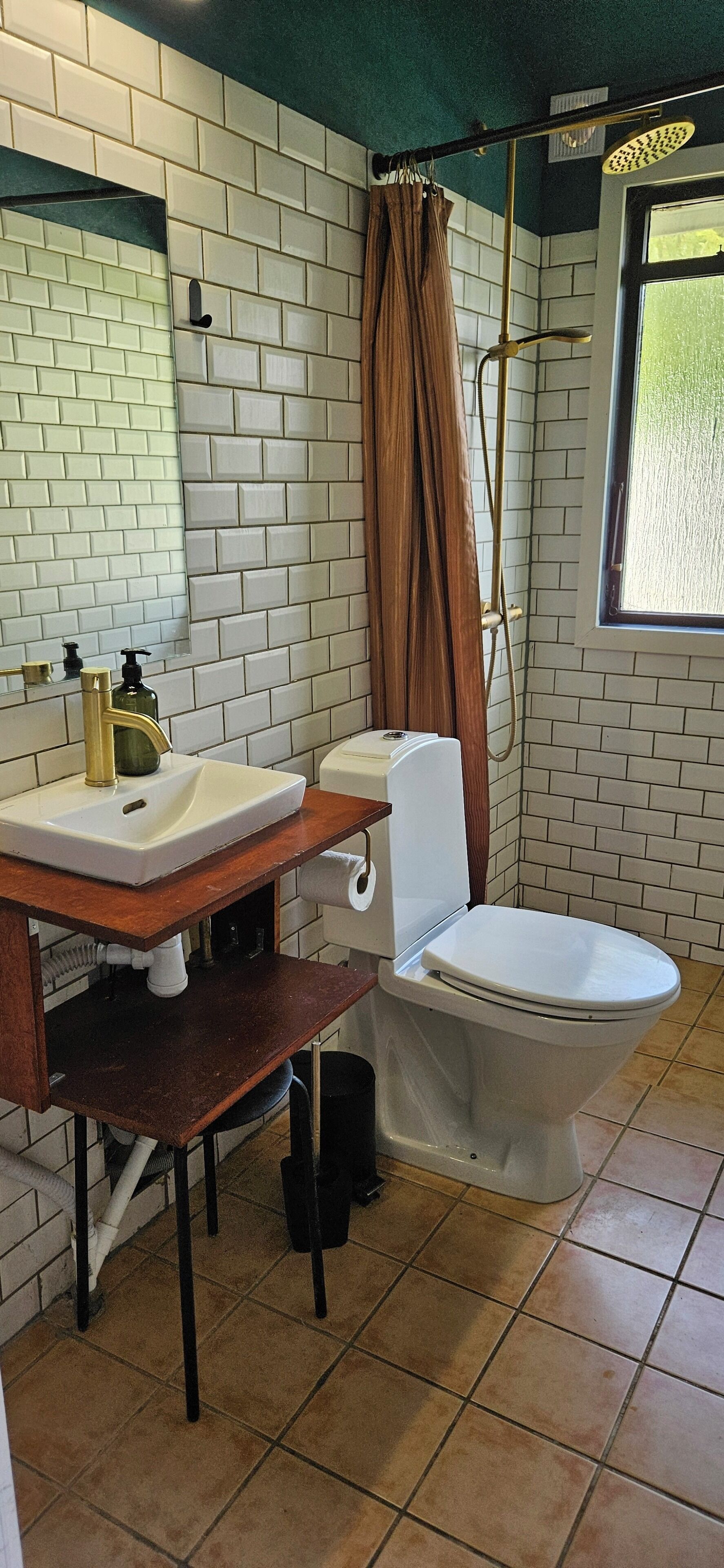 Shower, soap, toilet paper