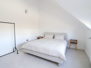 5 chambres, décor unique, ameublement unique, accès au Wi-Fi (inclus)