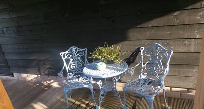 Lovely new apartment, complete tranquility just 15 minutes from Amsterdam