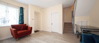 Bright 2BR at Kilmainham Gaol-reduced prices