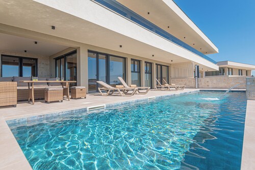 Aliara Panorama 2 Mega Panorama Blick Luxusvilla, Olivenhain, Wohlfühloase