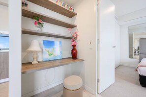 Leilighet | 2 soverom, skrivebord og internett