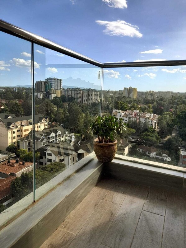 Interior - Enchanting 5-bedroom apartment with fitness room in Nairobi (Nairobi)