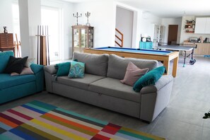 Smart TV, table football, ping pong