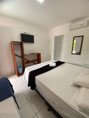 Triple Room | Bed sheets