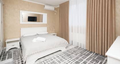 Aparthotel Royal Status