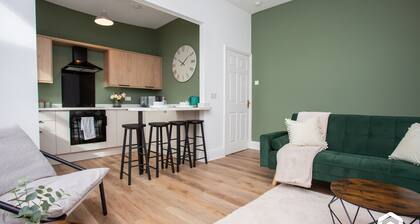 Local shops, bars, restaurants and basic amenities