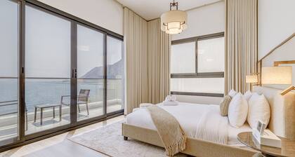 Villa with Private Pool, Near Reef Oasis Diving Center And Address Beach Resort