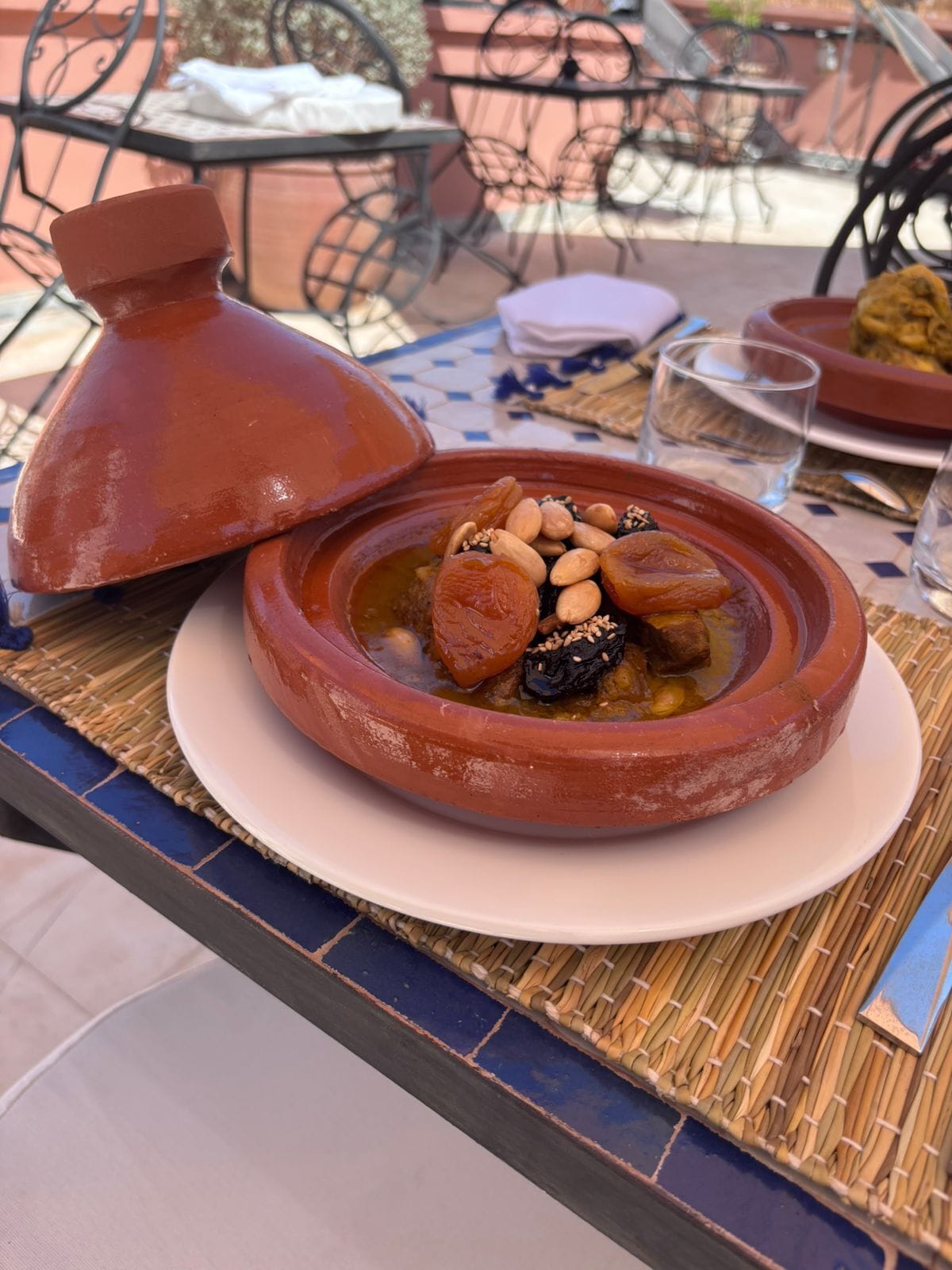 مطعم