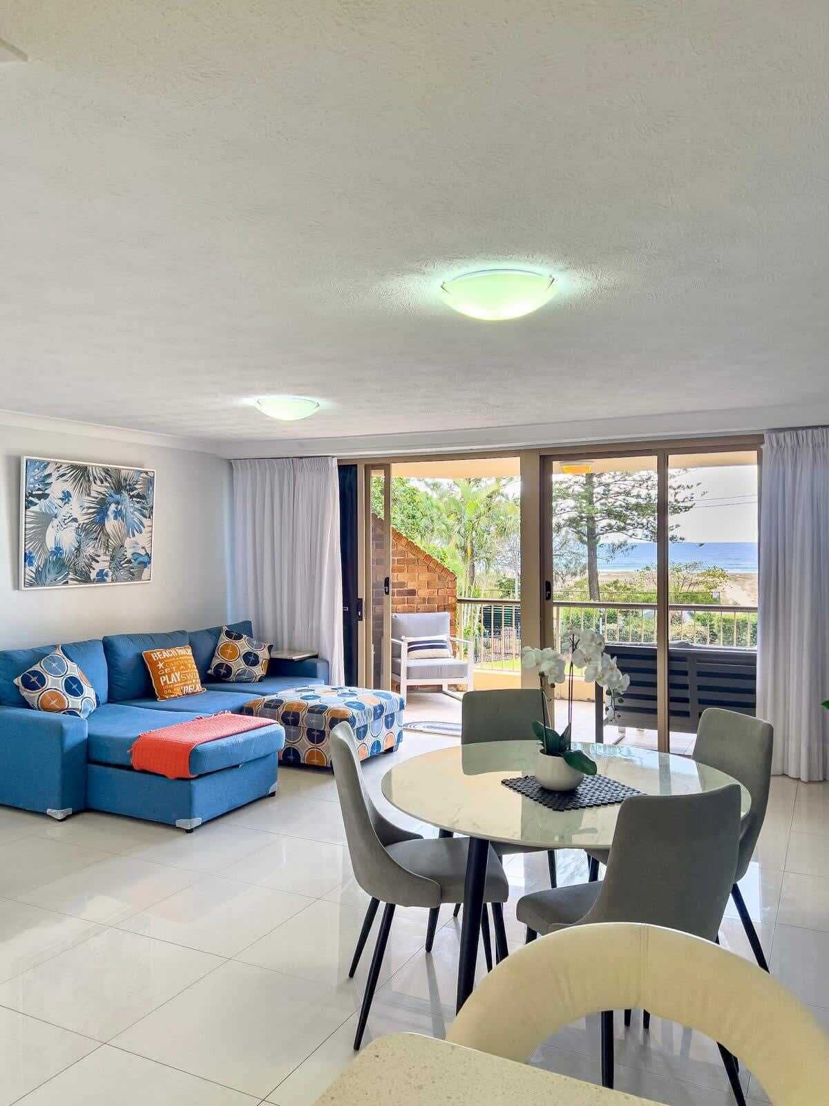 Televisión, oficina