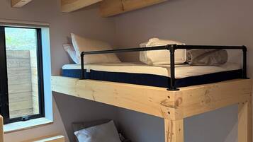 4 間睡房、Wi-Fi、床單