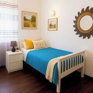 Room - Very close to the beaches of Sferracavallo, Mondello, and Isola delle Femmine. (Palermo)