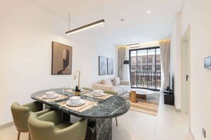 Interior - StayShort - JVC sleeps 3 with a Padel Court! (JVC)