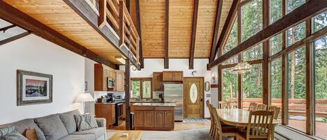 Tv, pejs, dvd-afspiller, kontorer