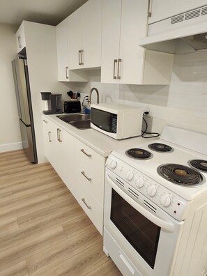 Micro-ondas, fogão, cooktop