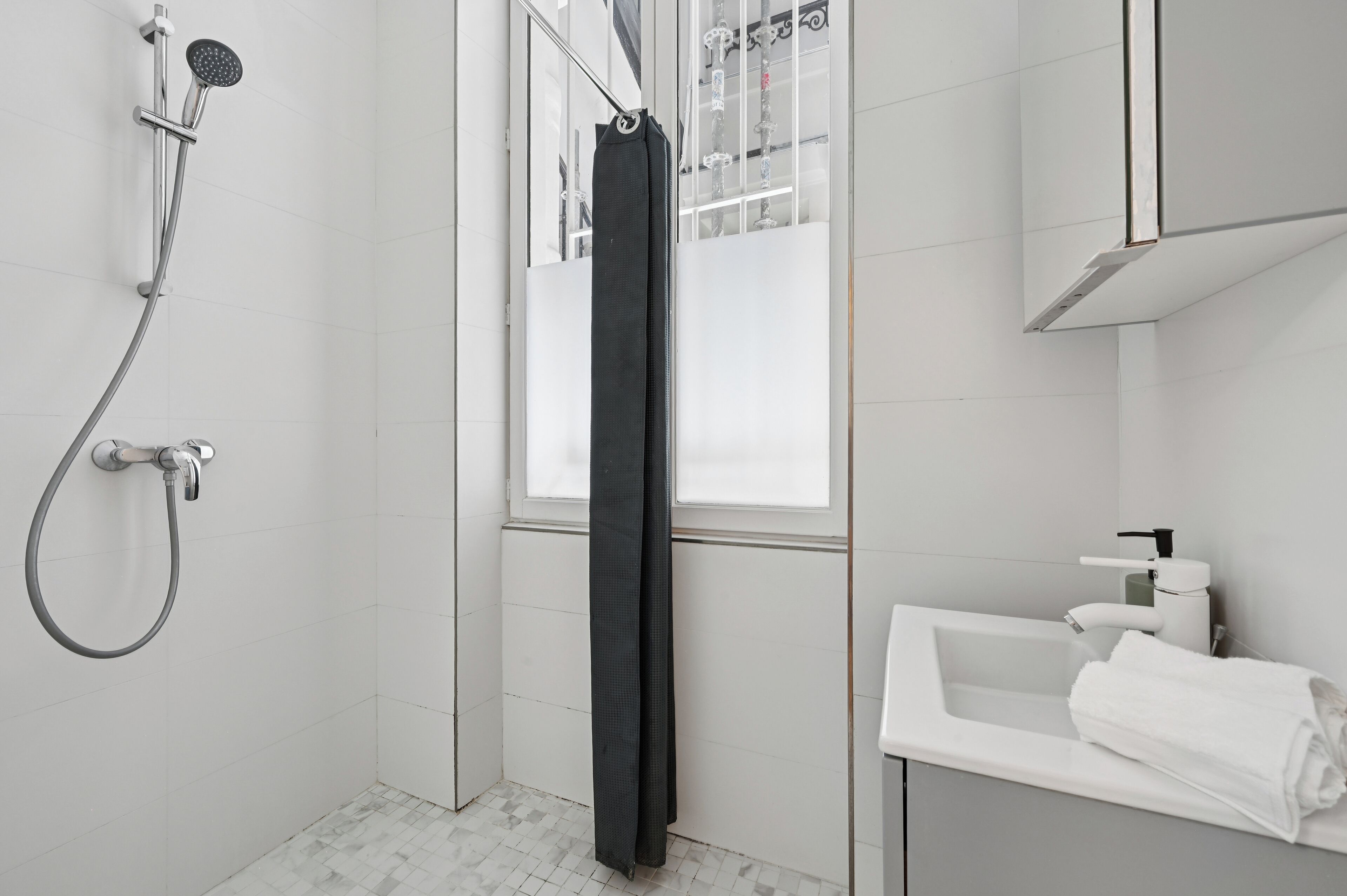 City Apartment, 1 Bedroom, Non Smoking | Bathroom