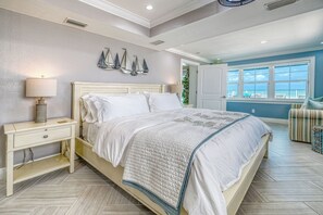 3 bedrooms, desk, iron/ironing board, WiFi