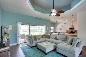 House (4 Bedrooms) | Interior