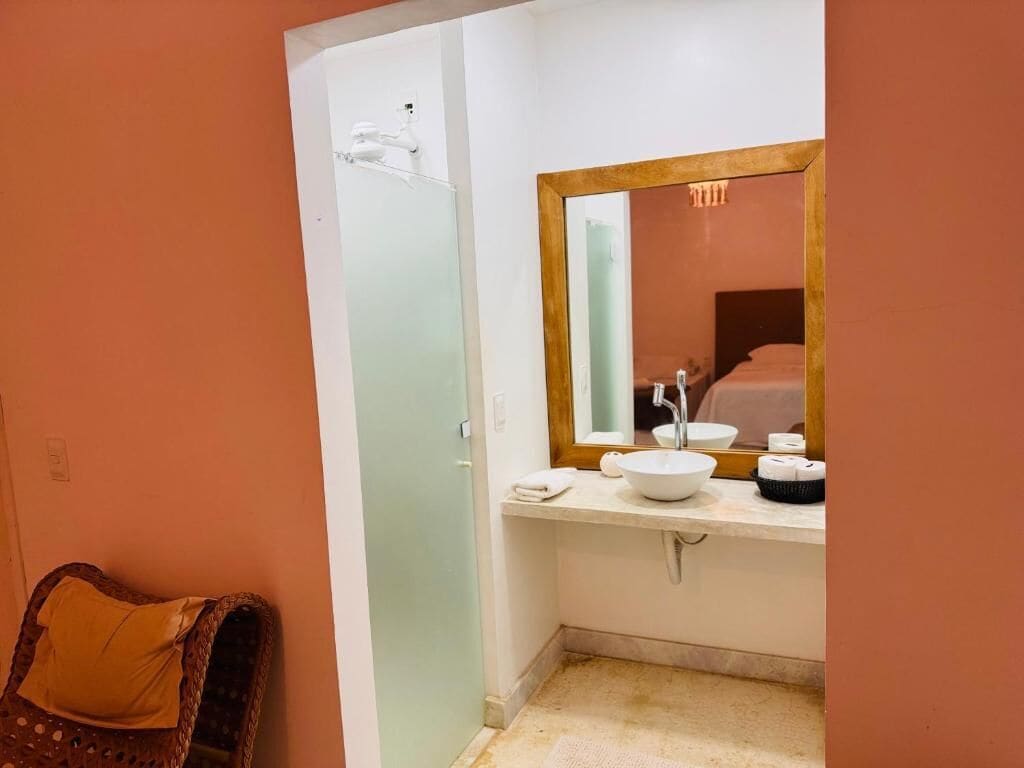 Shower, towels, soap, shampoo