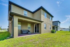 House (4 Bedrooms) | Interior