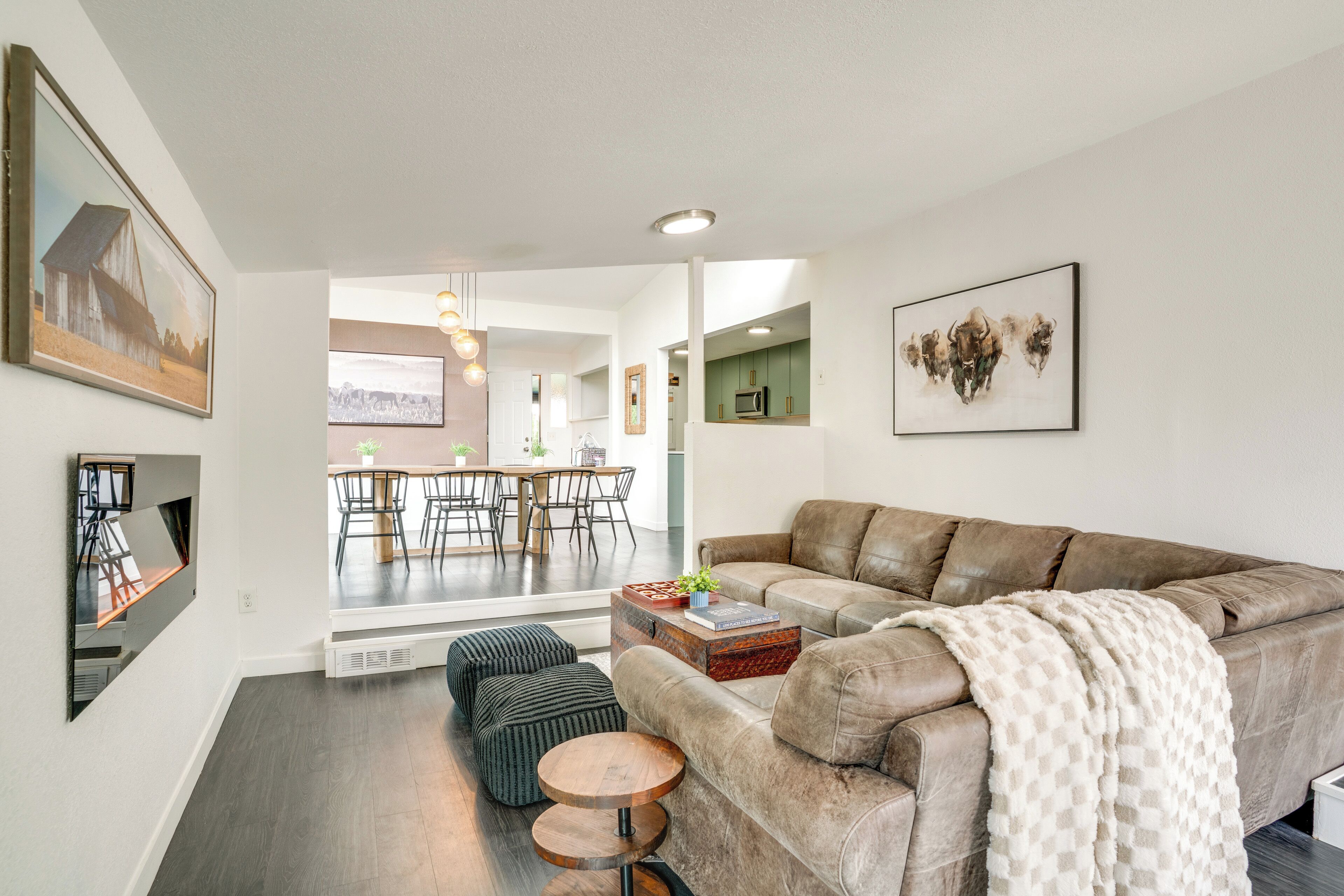 House (4 Bedrooms) | Interior