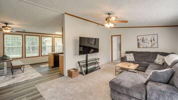 Rumah (4 Bedrooms) | Interior