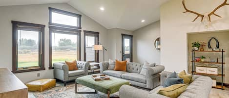 House (3 Bedrooms) | Front of property