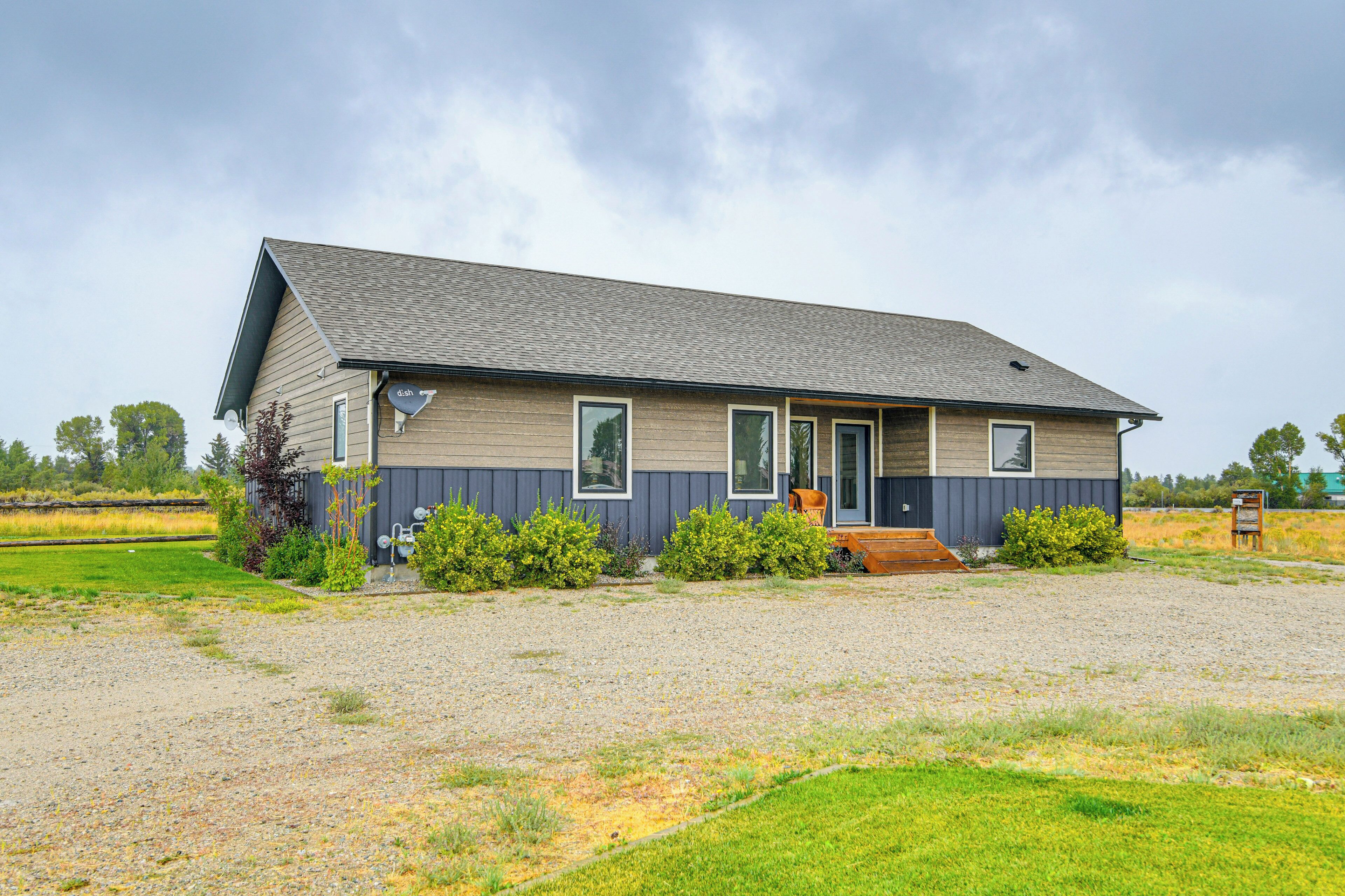 House (3 Bedrooms) | Interior