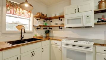 Rumah (2 Bedrooms) | Interior