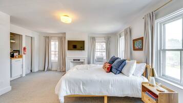 Apartment (0 Bedroom) | Interior